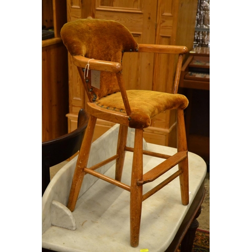 707 - Vintage child's car seat, early 20th century