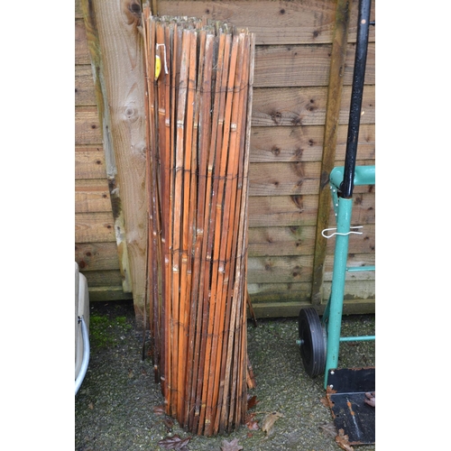 190 - Roll of bamboo fencing