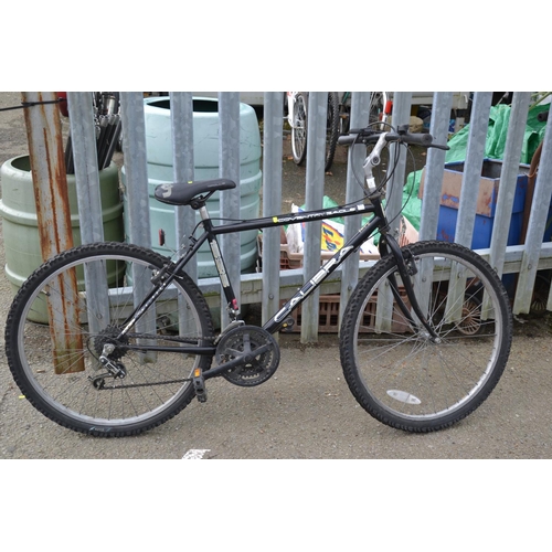 240 - Calibra Coventry eagle mountain bike