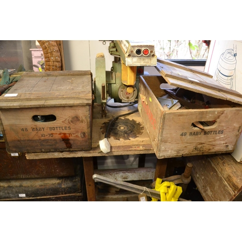 32 - 2 wooden boxes of vintage hand tools