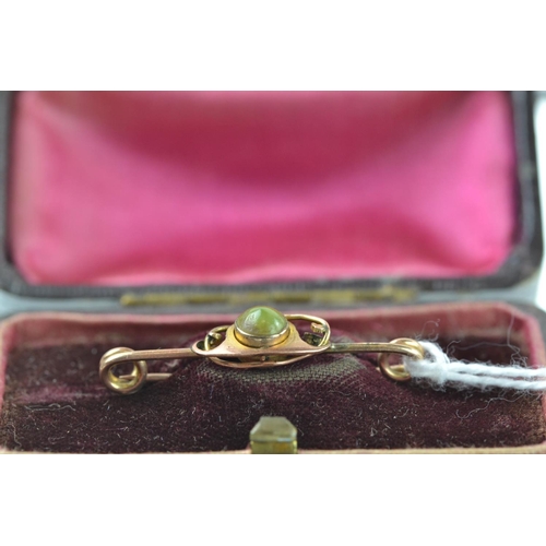 412 - 9ct gold Murrle Bennett art nouveau brooch