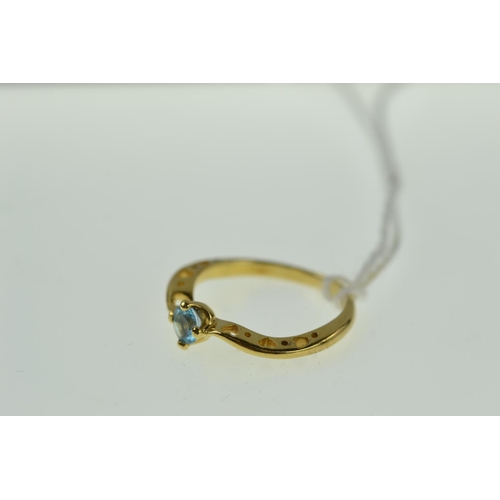 415 - 18ct gold & topaz ring, size J