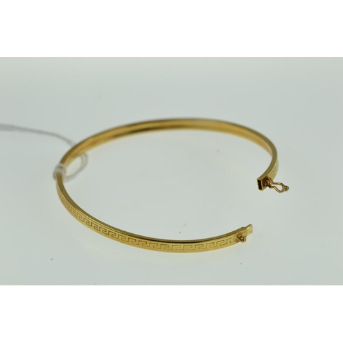 417 - 9ct gold bangle, 4.7 grams