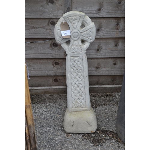 36 - Concrete garden Celtic cross ornament. Height 59 cm.