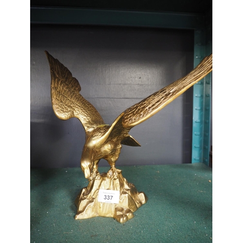 281 - Brass figure of an eagle. Height 32 CM.