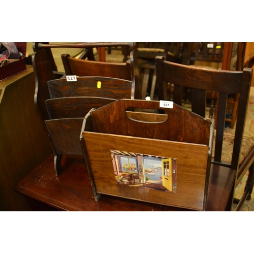 527 - 2 magazine racks