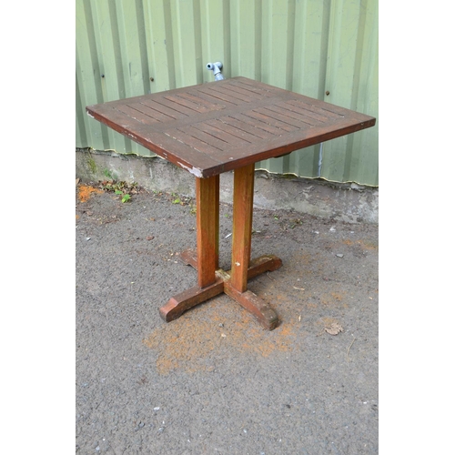 95 - Square wooden garden table, 70cm square, wear and tear to varnish