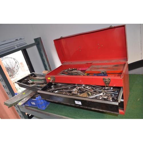 191 - Red metal toolbox with two trays & tool contents, plus two further trays of tools