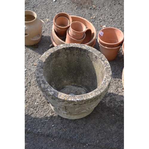 73 - Concrete planter, diameter 34cm