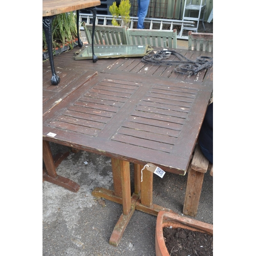 99 - Square wooden garden table, 70cm square, wear and tear to varnish