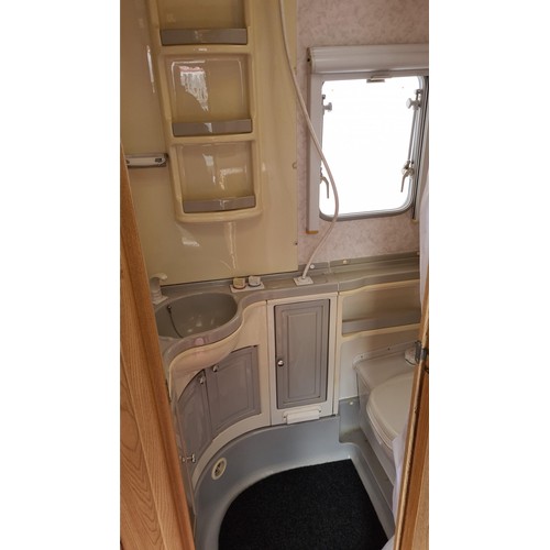 1a - LX2000 Caravan model 402  with Lunar Ariva Design, comprising one double or two single beds. Plus Co... 