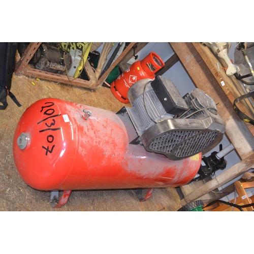 118 - Sealey 200 ltr single phase air compressor. For spares & repair.