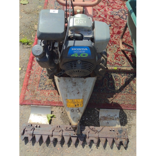 47 - Shanks CG135 finger bar mower with Honda engine. Tested & Sold in working order.