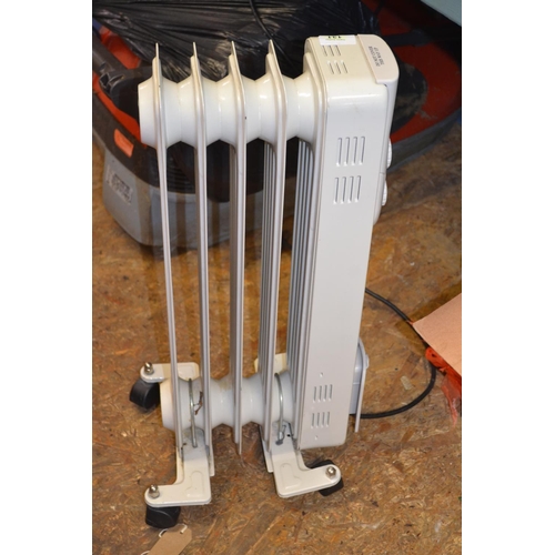 120 - Small Oil filled radiator. Tested in full working order.