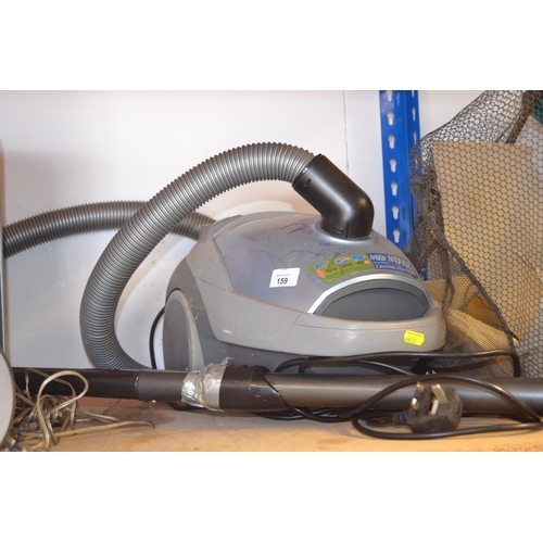 159 - Panasonic 2000W vacuum cleaner