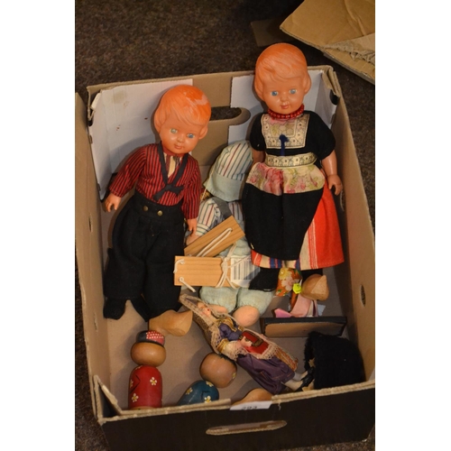 393 - Various vintage dolls