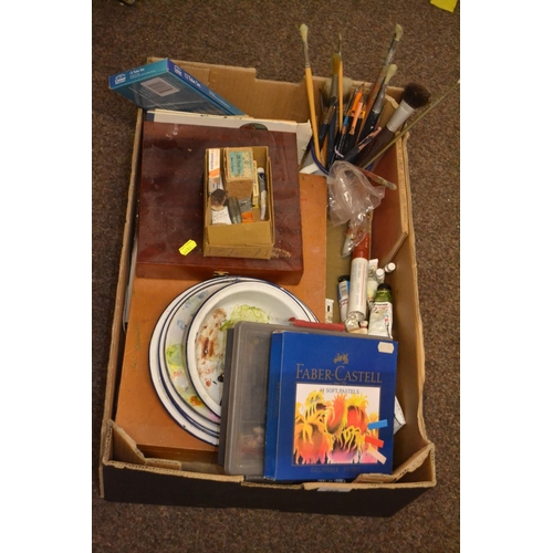 399 - Large box of artists equipment inc. boxed Windsor & Newton watercolours, Pastels, Brushes etc.