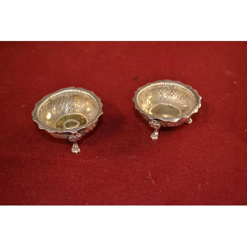 473 - Pair of silver salts, maker JAJS, London 1880, gross weight 51.8 grams