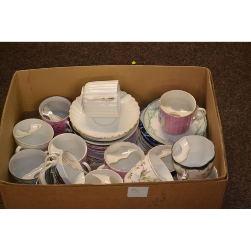 525 - Quantity of moustache cups and saucers