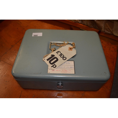 980 - Metal cash box with key