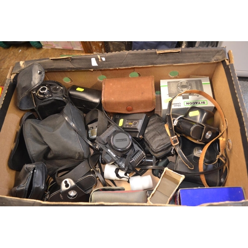 197 - Box of various cameras inc. vintage