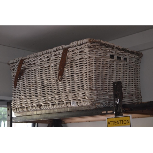 243 - Wicker travel hamper w73cm