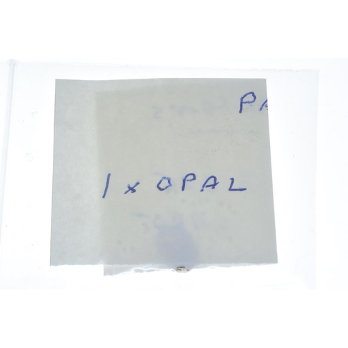 68 - Loose opal 3.875 carats