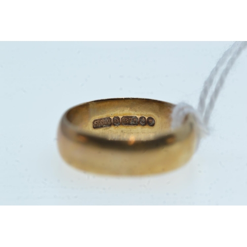 79 - 9ct gold band, size J1/2, 3.42 grams