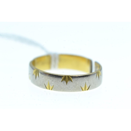 84 - 18ct gold scrap band, 4.35 grams