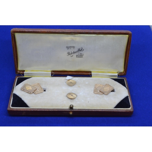 94 - Cased set of 9ct gold pair of cufflinks & two buttons, gross weight 8 grams