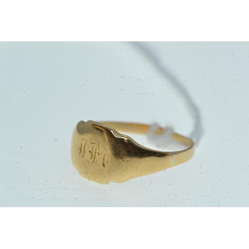 101 - 18ct gold signet ring, size K1/2, 2.34 grams