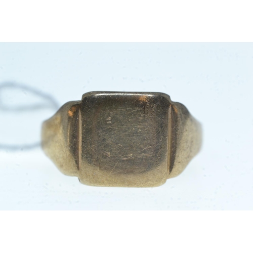 114 - Two 9ct gold signet rings, size P & S respectively, gross weight 5.66 grams