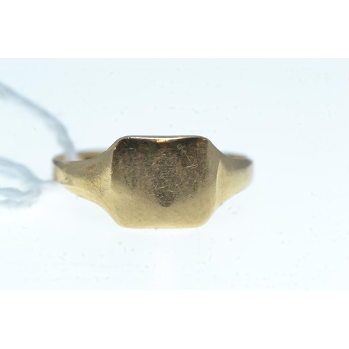 114 - Two 9ct gold signet rings, size P & S respectively, gross weight 5.66 grams