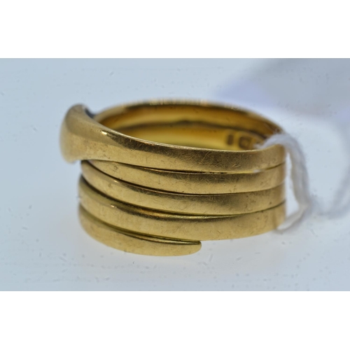 107 - 18ct gold serpent ring, size S, 13.11 grams