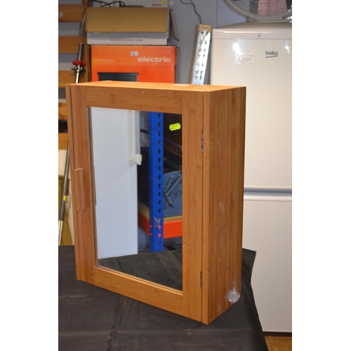 112 - Small mirrored bathroom cabinet