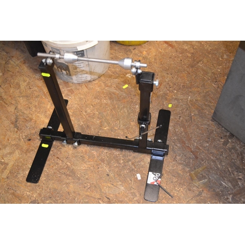 83 - Motorcycle wheel alignment jig