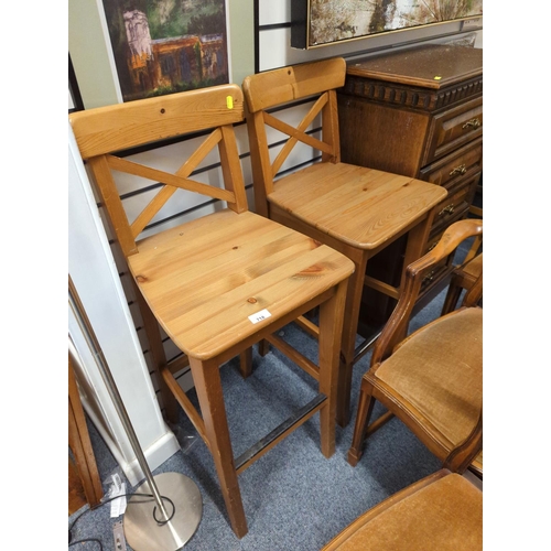 718 - Pair of pine bar Stools, Seat height of 73cm.