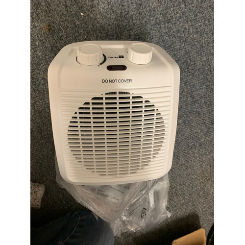 67a - Small 2kw heater (new with box)