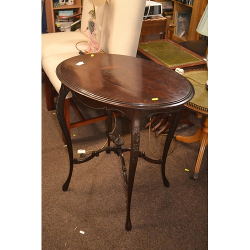 219 - Mahogany oval occasional table, 68cm wide