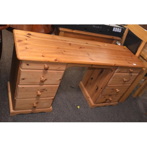 279 - Pine desk / dressing table with 1 top shallow drawer & 3 others on each side, 138x44x71cms