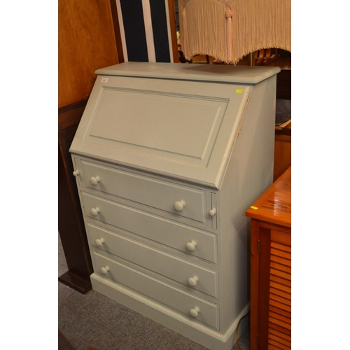 553 - Chalk painted 4 drawer bureau. w76cm d50cm h110cm