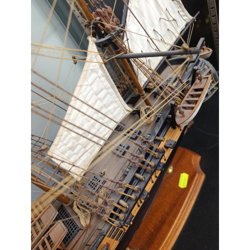 263 - Model of HMS Surprise, 1794 with ceramic captain and set of four Patrick O'Brian 'The Complete Aubre... 