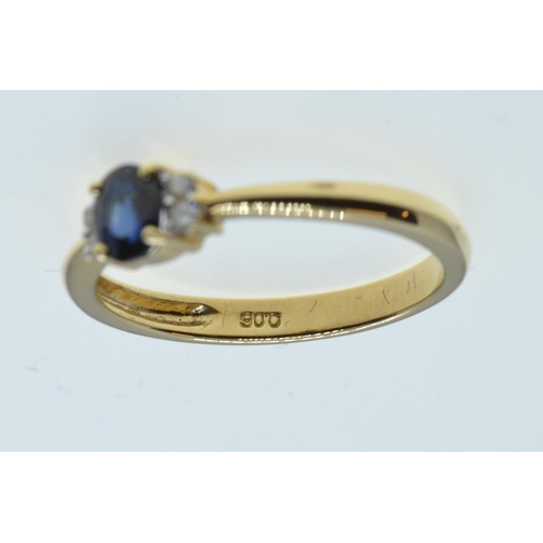 8 - Yellow metal, sapphire & diamond ring, tests positive for 18ct gold, size O, 2.91 grams