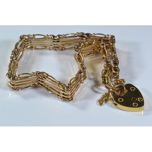 90 - 9ct gold gate link bracelet with padlock clasp, 12.54 grams