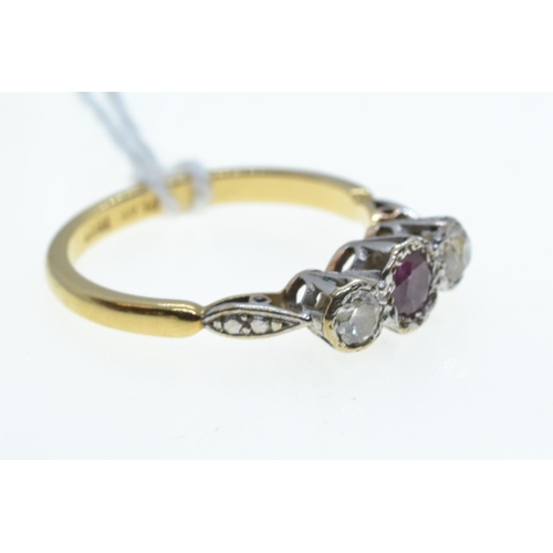 95 - 18ct gold, platinum, ruby & diamond ring, size M, 2.68 grams