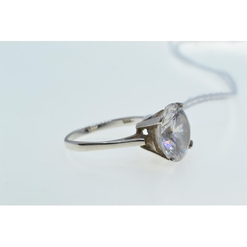 112 - 950 platinum & white stone ring, size O, 4.73 grams