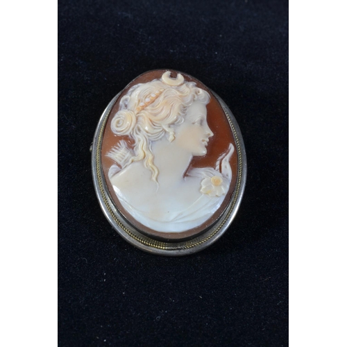 188 - Two 800 silver cameo pendant/brooches  & a white metal filigree bracelet, missing clasp, gross w... 