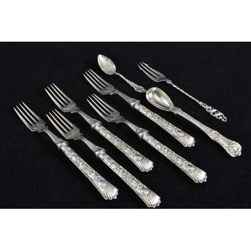 250 - Silver flatware items, various makers & marks, comprising condiment spoon, pickle fork, souvenir... 