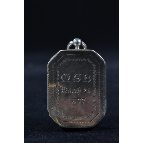 270 - George III silver vinaigrette, maker SP, Birmingham 1806, missing grill, the front with foliate engr... 