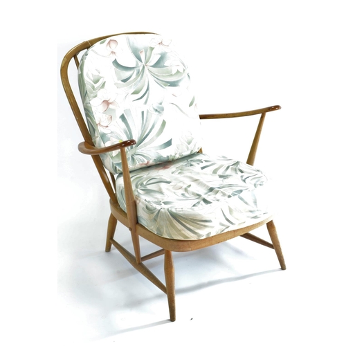 450 - Ercol 203 Windsor easy chair, natural finish. W71cm D89cm H85cm seat height 38cm (with cushion)